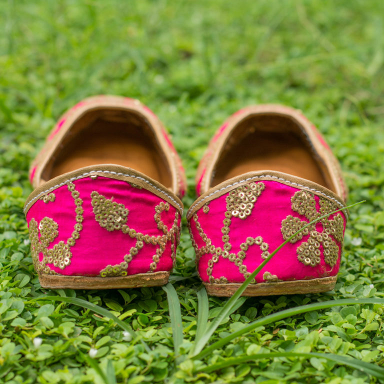 Pink Embroidered Mojri